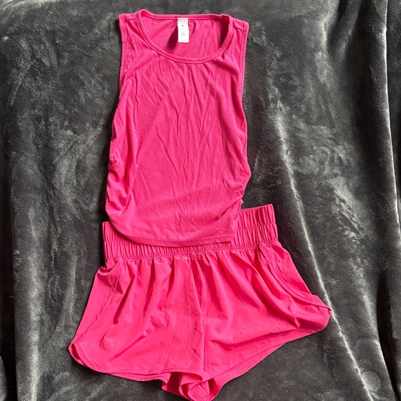 YogaLicious Pink Activewear Set - Picture 1 of 9
